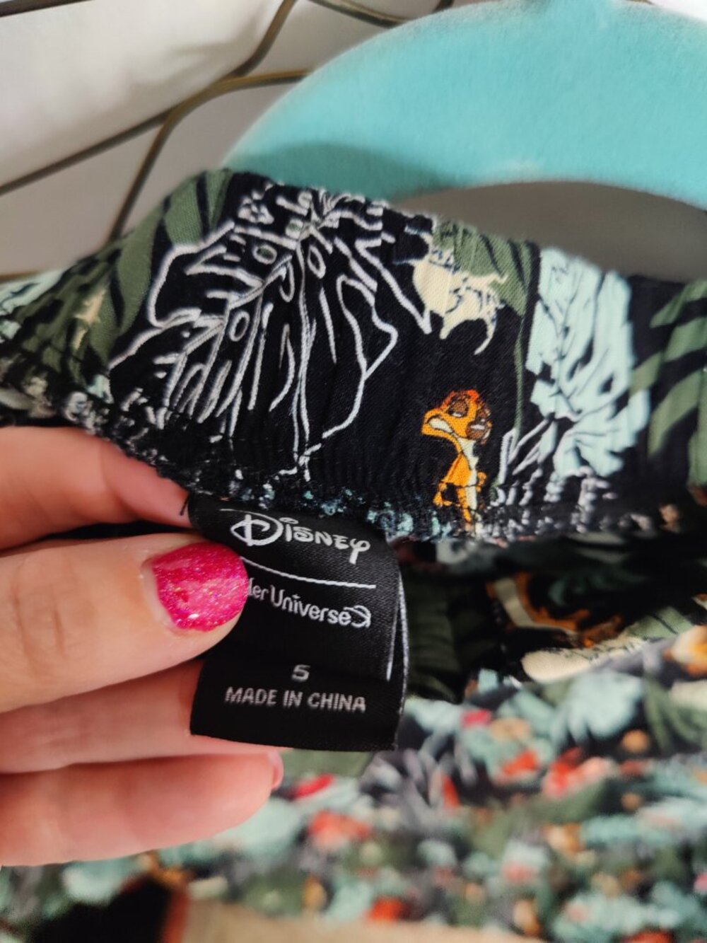 Her Universe Lion King Timone & Pumba shirt and skirt set - 5X NWT - Picture 2 of 5